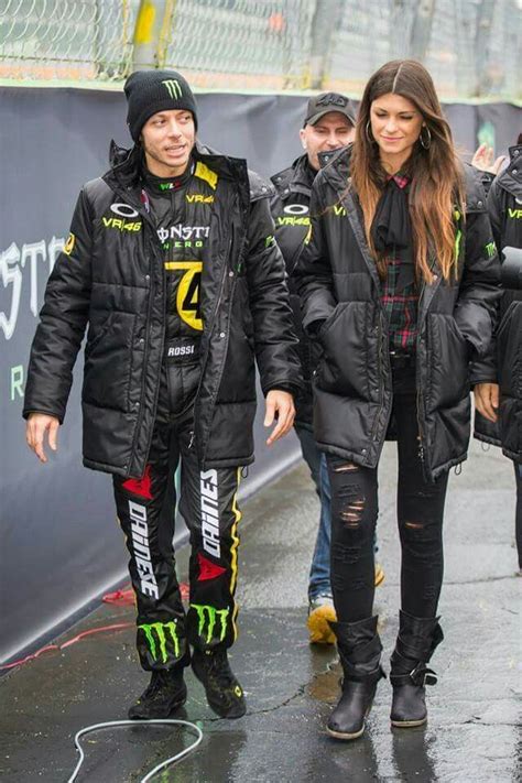 Find the perfect valentino rossi girlfriend stock photos and editorial news pictures from getty images. Vale & Linda Morselli | Motogp, Carros y motos, Motos ...