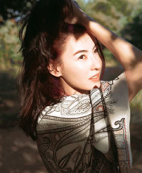 权志龙 孟美岐 李易峰 张柏芝 余文乐. 张柏芝点赞王菲照片：离婚八年，她早都放下了，意难平的是我们-八卦绯闻-八卦田-杭州19楼