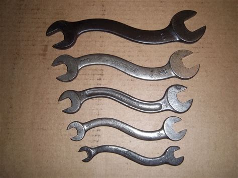 Vintage Curved Wrenches Lot Antique Tools Ebay Antique Tools Old