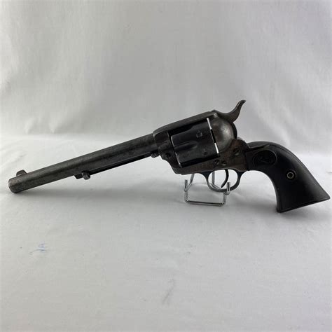 Un Revolver Neutralisé à 6 Coups Modèle Single Action Army 1873