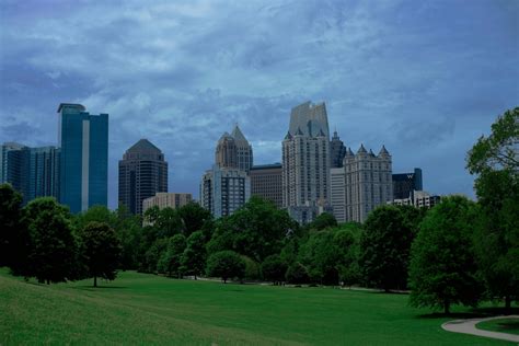 Download Urban Piedmont Park with Stunning Atlanta Skyline at Dusk