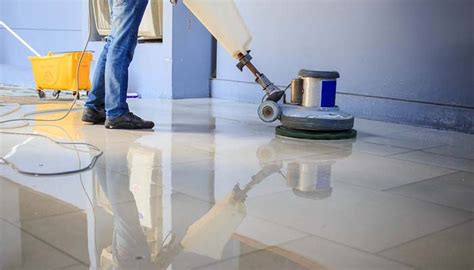Step By Step Guide To Cleaning And Waxing Your Floors