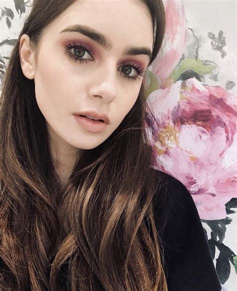Pin By Aimee Life On Make Up Lily Collins Hair Lily Collins Style