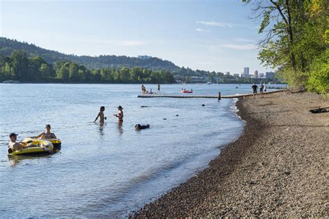 Best Beaches Swimming Holes In And Around Portland Oregon In Oregon Beaches