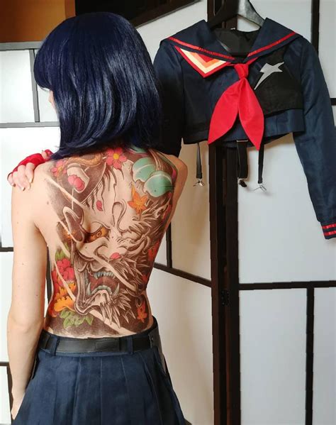 60 Attractive And Sexy Back Tattoo Ideas For Girls 2020 Sooshell Sexy Tattoos For Girls