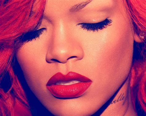 Download, share or upload your own one! Download Wallpaper Hd Iphone Rihanna | Download Kumpulan ...