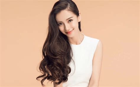 Born in shanghai to her. Angelababy Biography, Age, Wiki, Dating, Affair, Siblings ...
