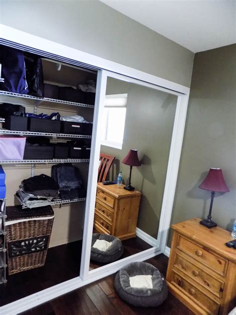Contractors wardrobe® designs, produces and manufactures a wide assortment of wardrobe doors. 3-Panel, 3-Track Bypass Serenity Contractors Wardrobe ...