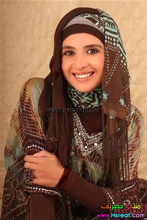 تتمتع الفنانة حنان ترك بشعبية كبيرة جدا فى مصر والوطن العربى حيث أنها ولدت فى عام 1975 وبالتحديد فى اليوم السابع من شهر مارس فى القاهرة وقد قامت بالدراسة فى معهد. حنان ترك ممثلة مصرية معلومات و صور و السيرة الذاتية