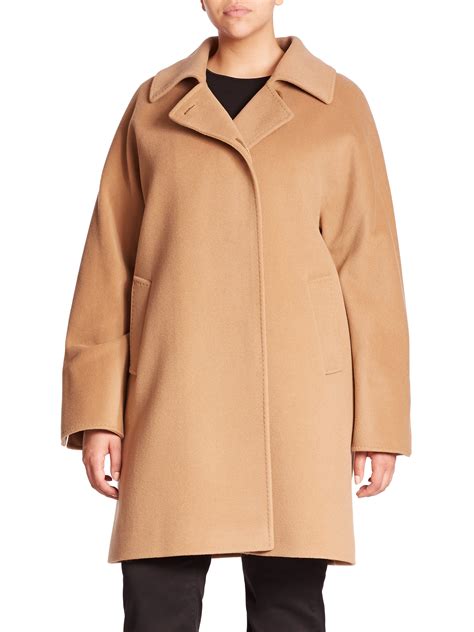 Fitted coat in a soft, felted wool blend. Cinzia Rocca Wool-blend Walking Coat in Camel (Natural) - Lyst