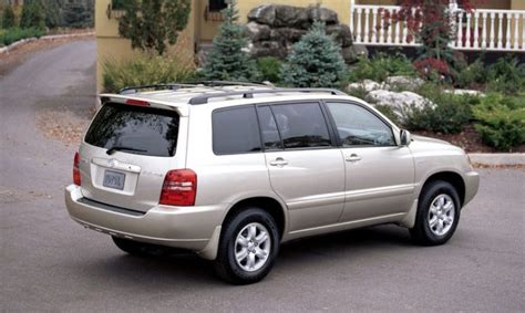 History Of The Toyota Highlander Toyota Uk Magazine