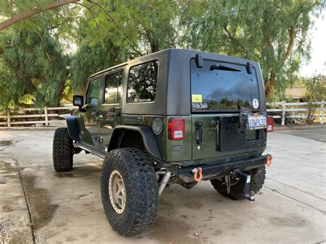 JKU Wrangler Rubicon Hemi Converted With Extensive Modifications