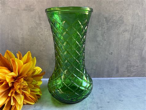 Vintage Hoosier Glass Emerald Green Diamond Cut Vase Etsy