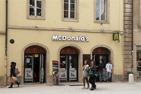 Последние твиты от mac's service center (@macscenterva). McDonald's Dijon Centre Ville (France) | The city of Dijon ...