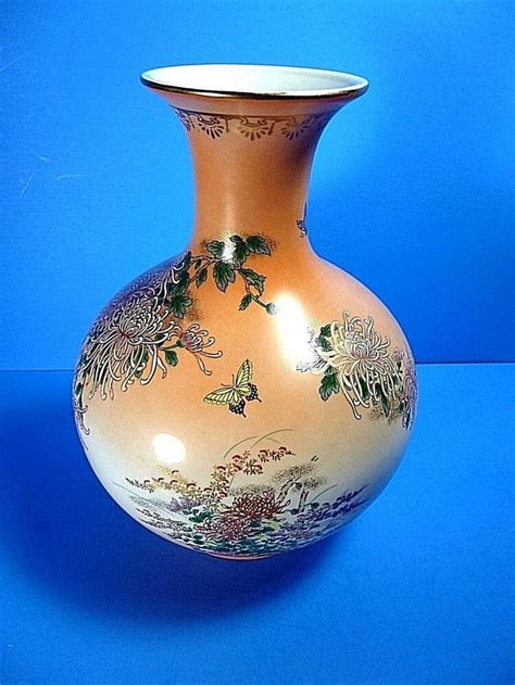 Pin on Beautiful Vases Always