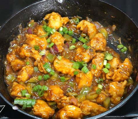 #chineserecipe #friedricerecipe #chickenmanchurianhi my berries this week showing two chinese recipes, hope you like the video as usual watch share and support. Chicken Manchurian Recipe | Steffi's Recipes