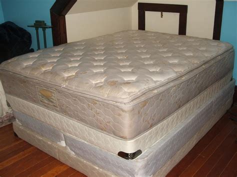 They also help extend the life of a box springs aren't ideal for supporting mattresses that do not have springs. Queen Pillowtop Sears O Pedic Mattress Set Victoria City ...