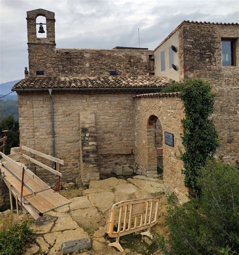 Sant Vicenç de Castellet avanza en la rehabilitación de su conjunto