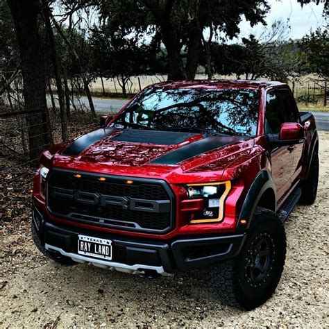 Pin By Sarah Queen On Luxury Cars Ford Raptor Ford Trucks F150 Ford