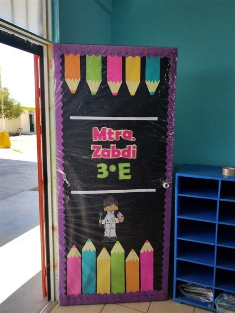 Decoracion Puerta Preescolar Con Colores Classroom Door Diy And Crafts