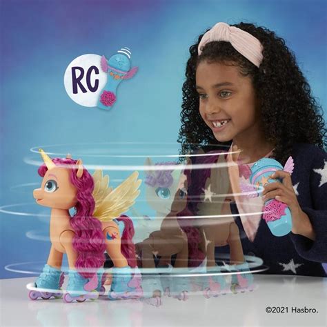 Hasbro My Little Pony A New Generation Sing N Skate Sunny Starscout