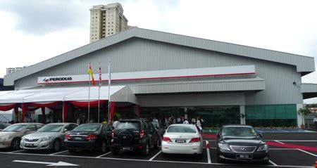 Lot 678, taman perindustrian subang, jalan persiaran subang permai, 47620, petaling jaya, selangor. Perodua launched its first Body & Paint Hub, Myvi ...