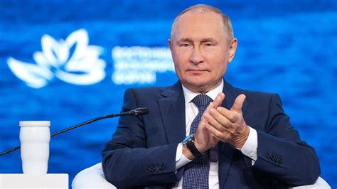 Wladimir Putin Wie Er Tickt Und Warum Die Eliten Weiter Zu Ihm Halten Stern De