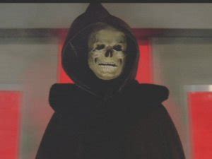 Check spelling or type a new query. Mike's Movie Reviews: Skeleton Man (2004)