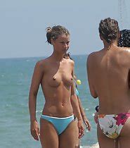 Caught Nude During Vacations Voyeur Videos