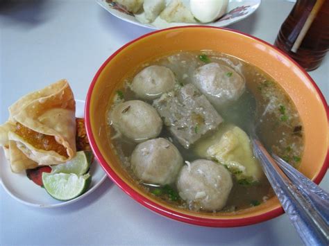 Kabupaten bojonegoro memiliki makanan khas ledre, serabi khas bojonegoro, dan putu bambu. RESEP BAKSO SOLO PLUS RESEP KUAHNYA | Resep Kue Masakan ...