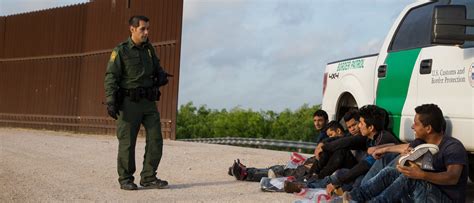 Feds Catch 2 Illegal Immigrants With Criminal Histories At Texas Border