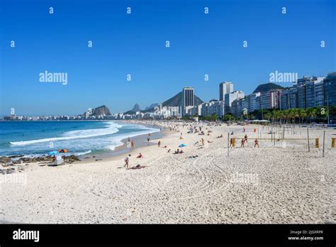Copacabana Beach Copacabana Rio De Janeiro Brazil Stock Photo Alamy