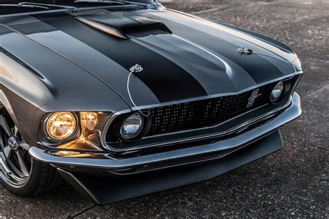 1969 Ford Mustang Mach 1 Is A 1000 Hp Beauty Carbuzz Ford Mustang