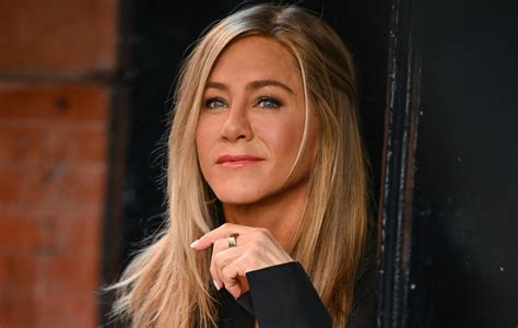 jennifer aniston admits why she hates being told she looks great for her age