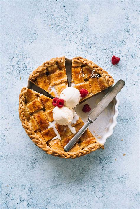 A good homemade pie crust will take your recipes to the next level, whether you're making a savory chicken pot pie for dinner or a lemon buttermilk pie for dessert. 7 Food Styling Tips For Photo-worthy Pie Crust