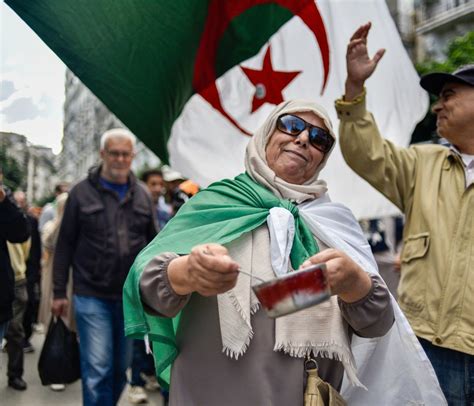 Algérie Après Les Propos Du Président Alger S’enflamme