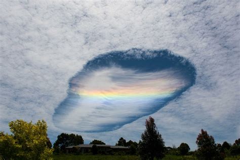 Fallstreak Hole Photographers Capture Rare Cloud Formation In Victoria