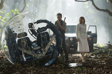 Jurassic World New Trailer Will Come Out On 3 April With Furious 7 Release Says Report