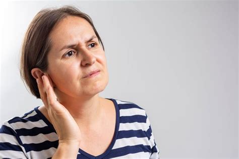8 Ways To Pop Your Ears Safely