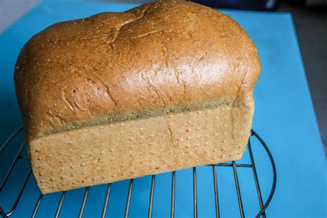 We perfected this keto diet staple. Low Carb Bread Recipe | Keto bread - Mad Creations Hub