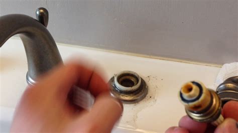 How To Fix A Broken Kitchen Sink Faucet Handle - How to Replace Sink Handles