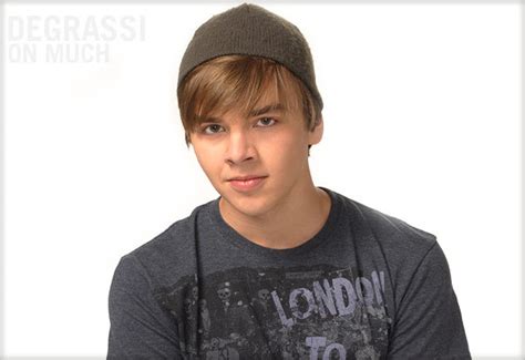Who Is The Hottest Guy In Degrassi Munro Chambers Fanpop
