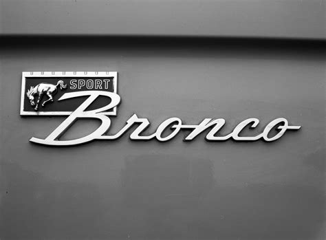 Jeff Suttons Interesting Finds 1972 Ford Bronco 4k Video