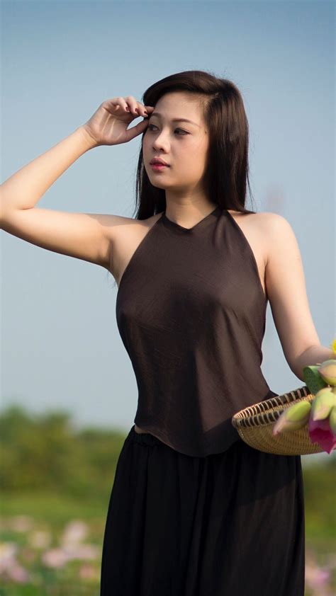 ao yem asian model girl asian girl isnt she lovely vietnam girl cute lingerie stylish