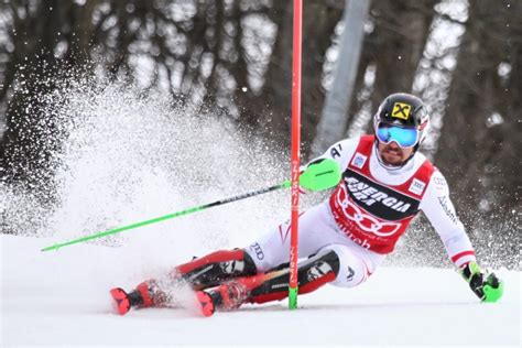 These are spaced more closely than those in giant slalom, super giant slalom and downhill, necessitating quicker and shorter turns. Sci alpino: Marcel Hirscher si ritira? La sua decisione ...