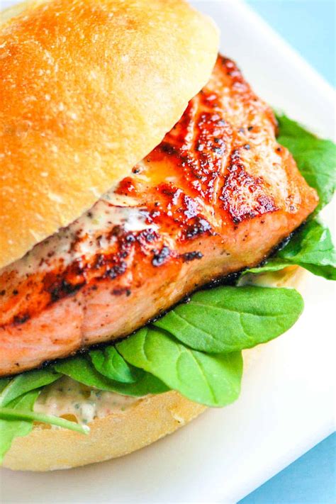 Pan Seared Salmon Burgers With Chipotle Mayonnaise