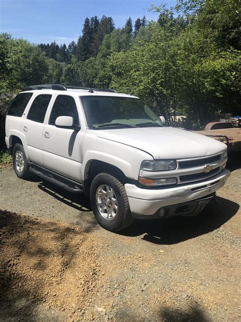 Clean carfax and no accidents. 2005 Chevy Tahoe z71 for Sale in Otis, OR - OfferUp
