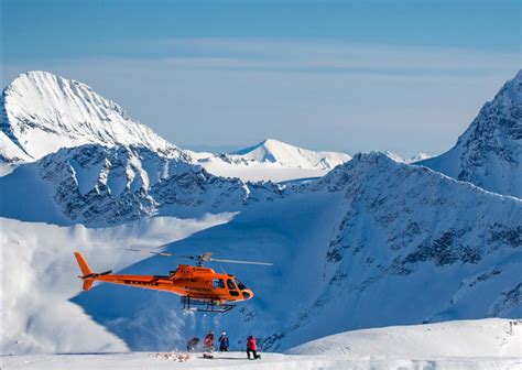 Cat Skiing And Heli Skiing Things To Do Tourism Smithers