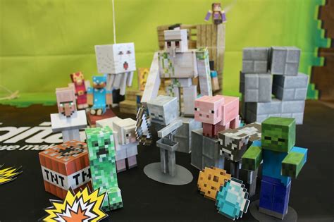 Minecraft Papercraft Studio Now Features Mobs