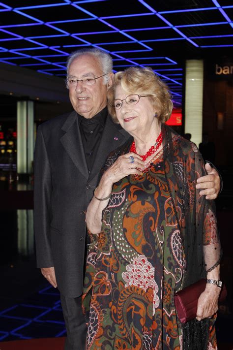 She was born in amareleja, portugal. Eunice Munõz revela que a neta está a ser prejudicada na ...